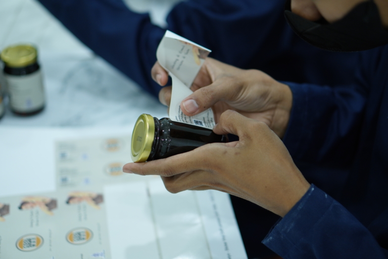 Pabrik maklon private label Indonesia untuk brand kosmetik